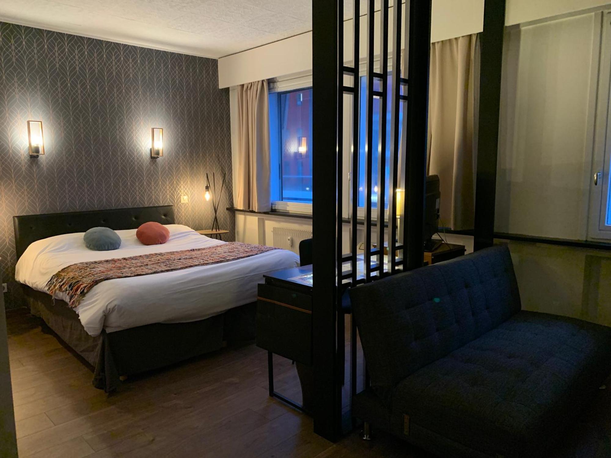 Brit Hotel Roanne - Le Grand Hôtel Exterior foto